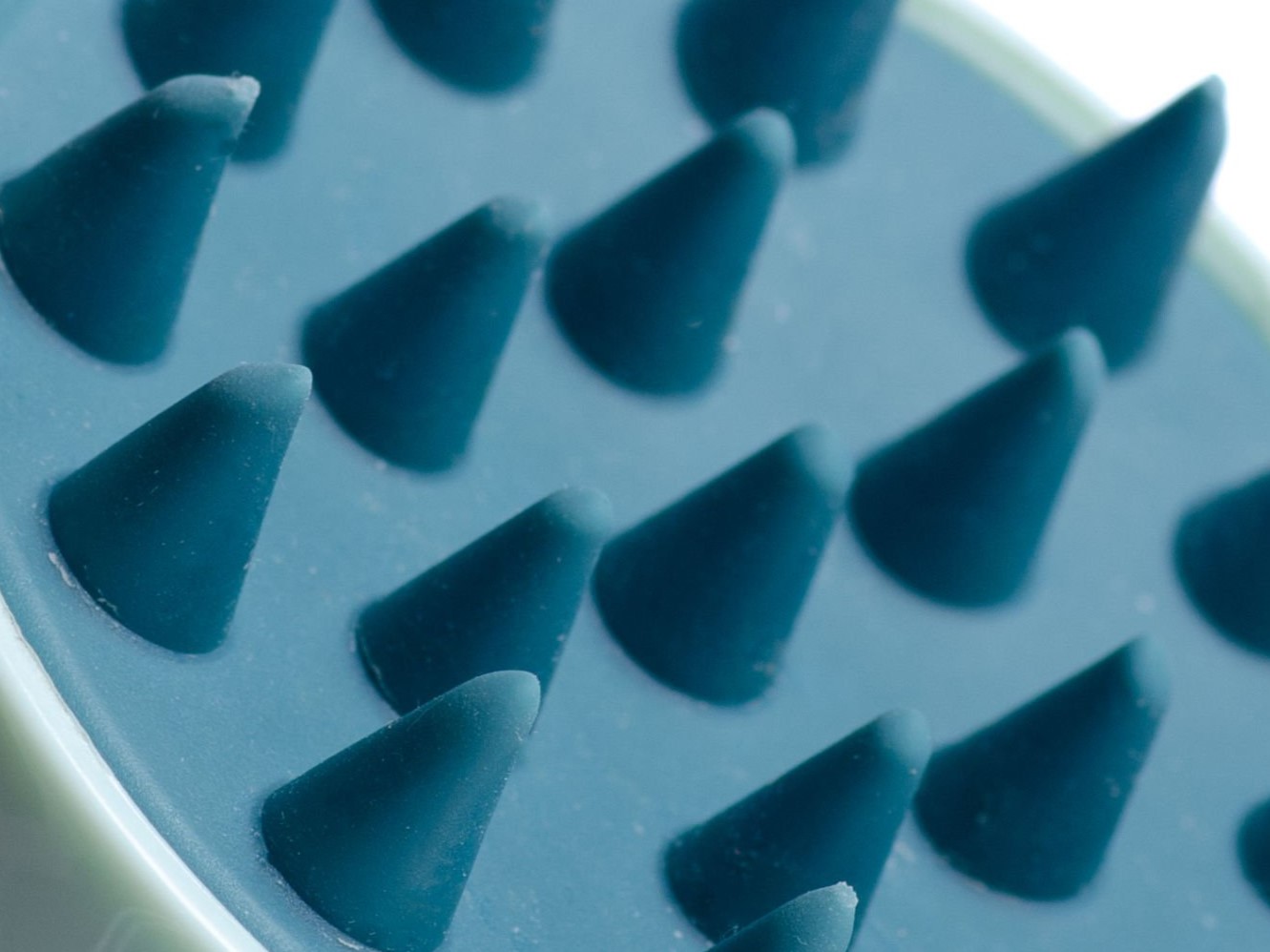 массаж против выпадения волос