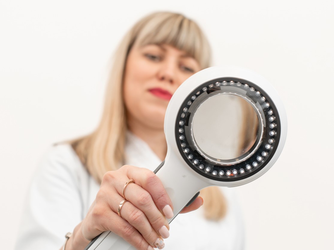 дерматолог