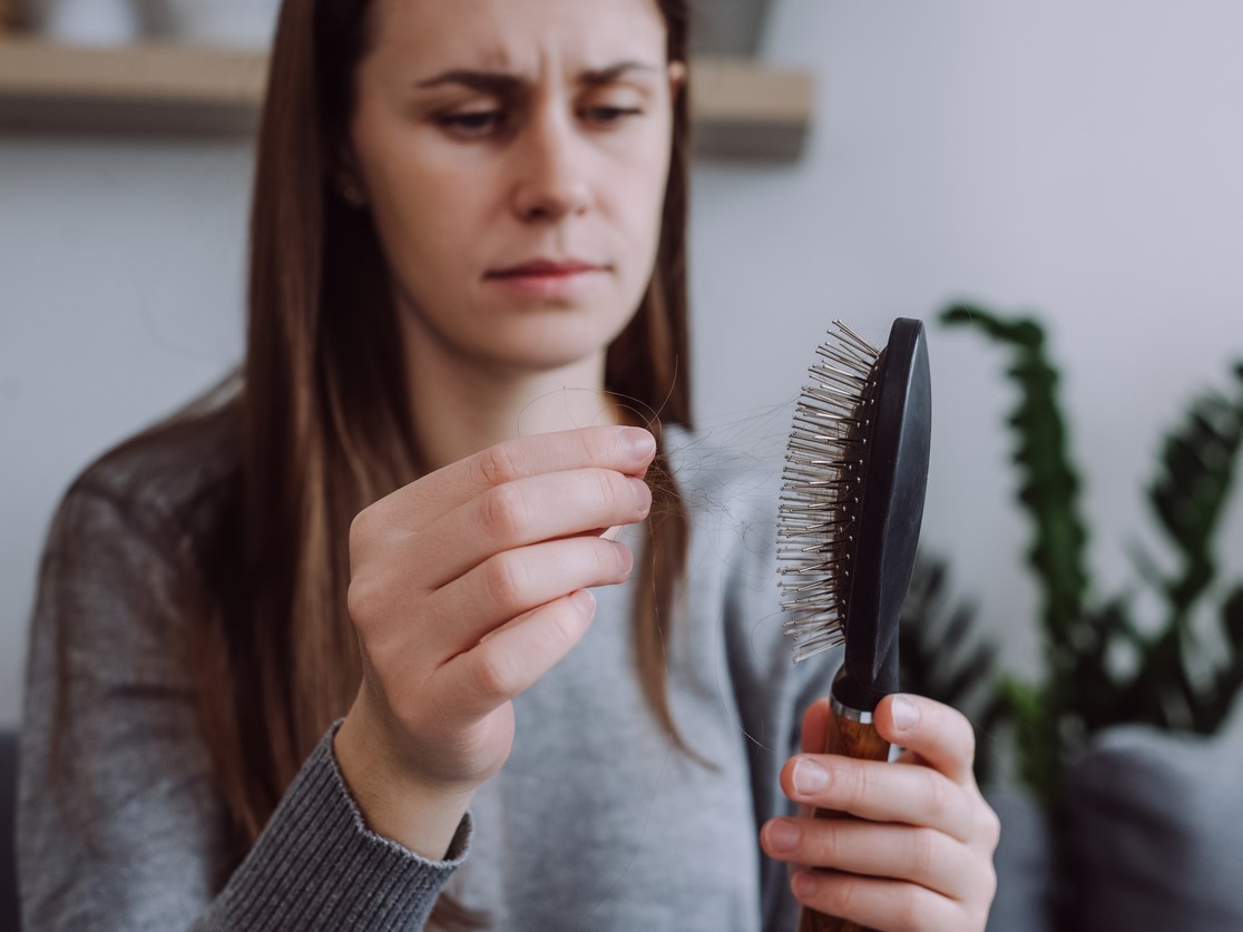 как гастрит влияет на выпадение волос