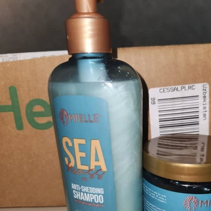 Шампунь от выпадения и АГА с морским мхом, Сереноа, алоэ, розмарином, Mielle