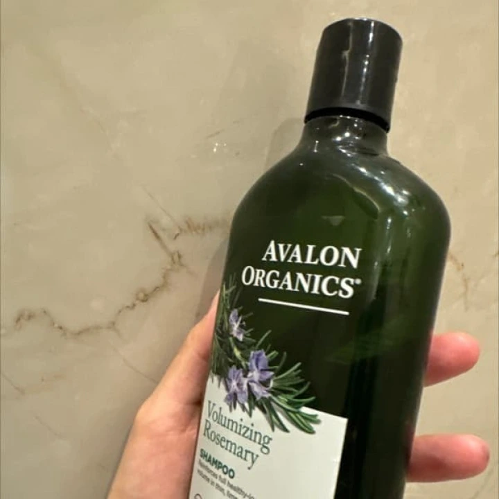 Шампунь для повышения объема тонких волос с розмарином и алоэ, Avalon Organics