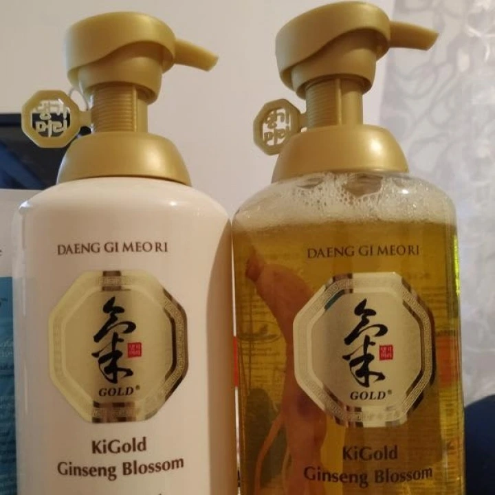 Шампунь для тонких волос с женьшенем, зеленым чаем, В5 и Fo-Ti, DAENG GI MEO RI
