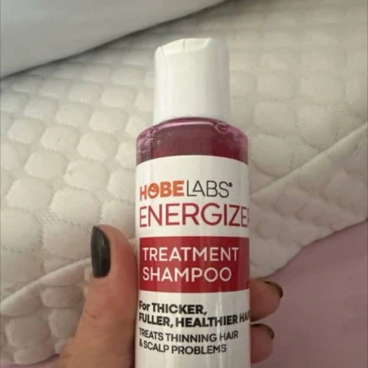 Лечебный шампунь для более густых волос с травами, В5 и жожоба Energizer, Hobe Labs
