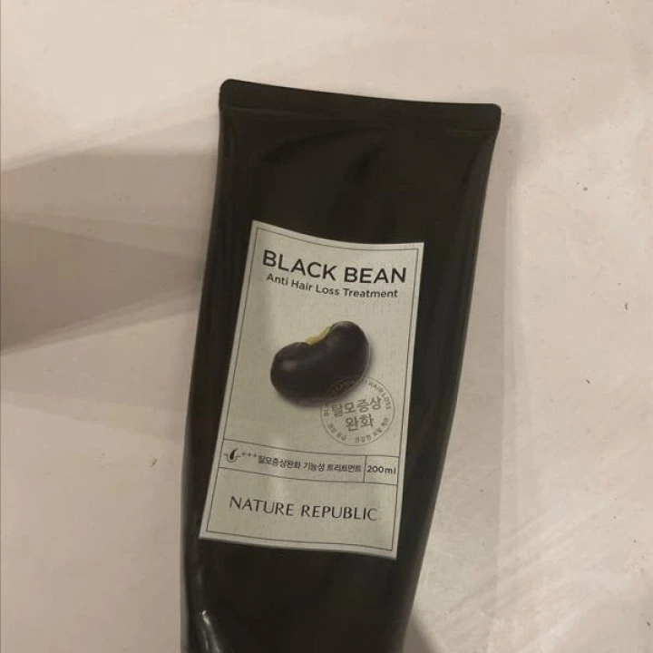 Кондиционер с экстрактом черной фасоли, мятой, никотинамидом В3, В5, Nature Republic