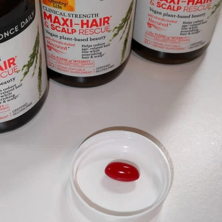 Kompleks przeciw wypadaniu włosów Maxi-Hair z Keranat, 30 kapsułek, Country Life