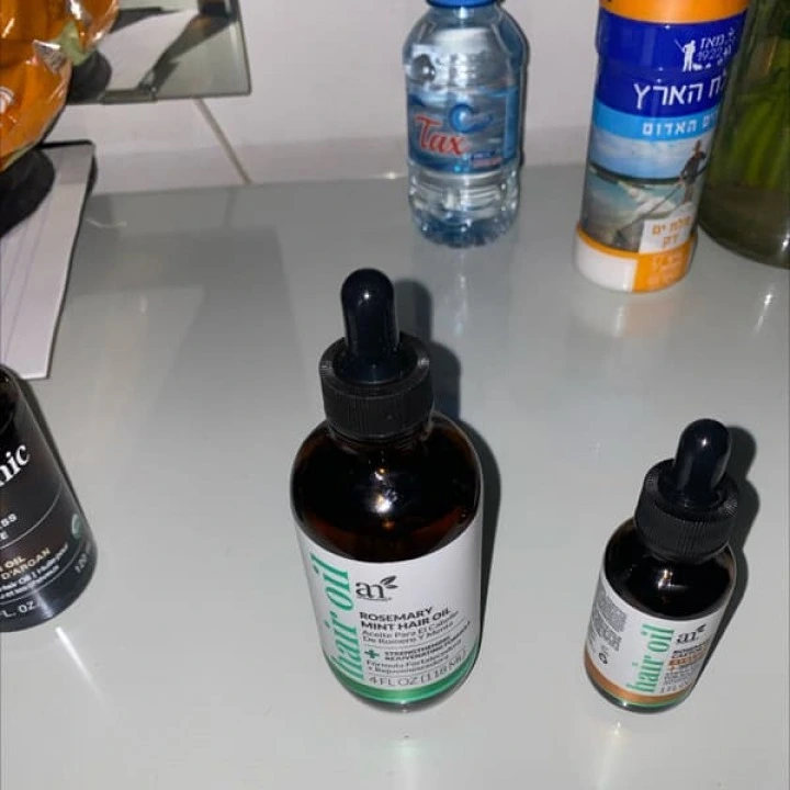 Olejek do stymulacji wzrostu włosów z rozmarynem, miętą, witaminą E, artnaturals