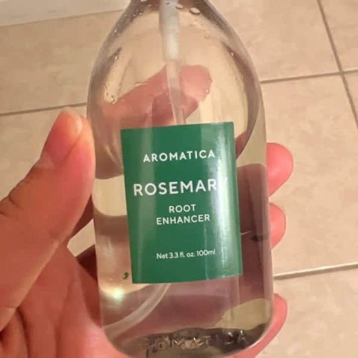 Spray przeciw wypadaniu włosów i AGA z rozmarynem, kofeiną, biotyną i miętą, Aromatica