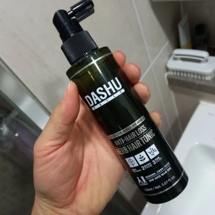 Tonik ziołowy przeciw wypadaniu włosów z miętą, rozmarynem, biotyną, keratyną, B5, Dashu