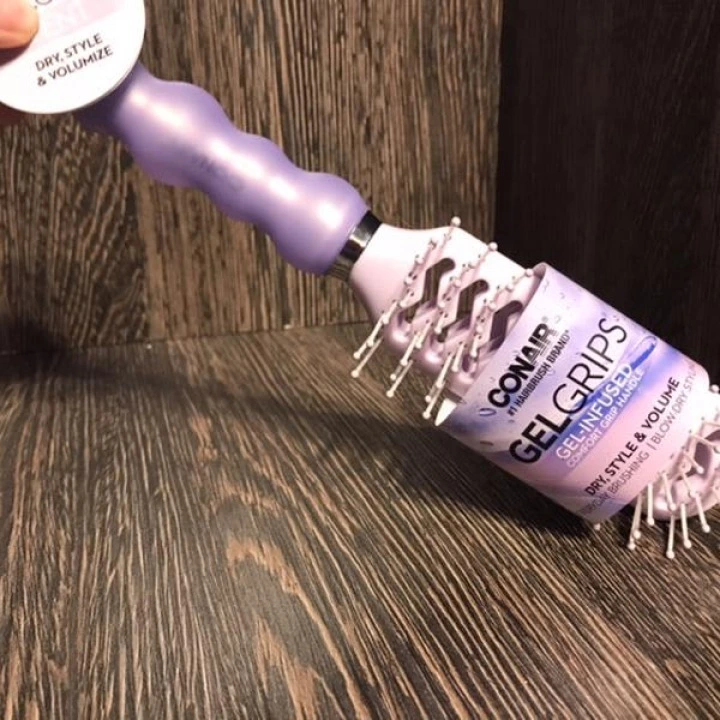 Продуваемая расческа для укладки Gel Grips с удобной гелевой ручкой, Conair
