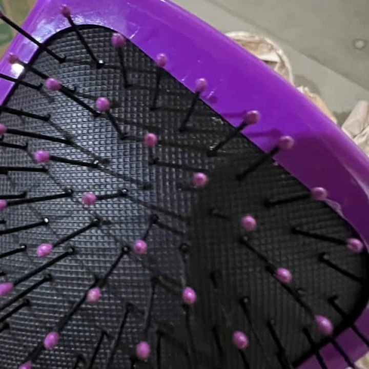 Распутывающая волосы расческа с щетинками IntelliFlex и дренажем для средств, Wet Brush