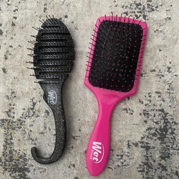 Szczotka pod prysznic do rozprowadzania odżywki i rozplątywania włosów, Wet Brush