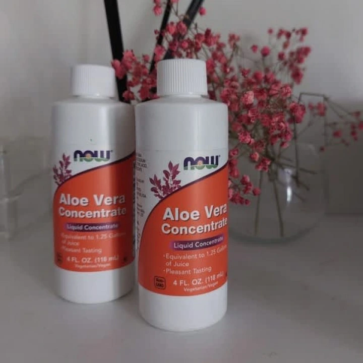 Koncentrat soku z aloesu do nawilżania skóry głowy, przeciw łupieżowi i łojotokowi, 118 ml, NOW Foods