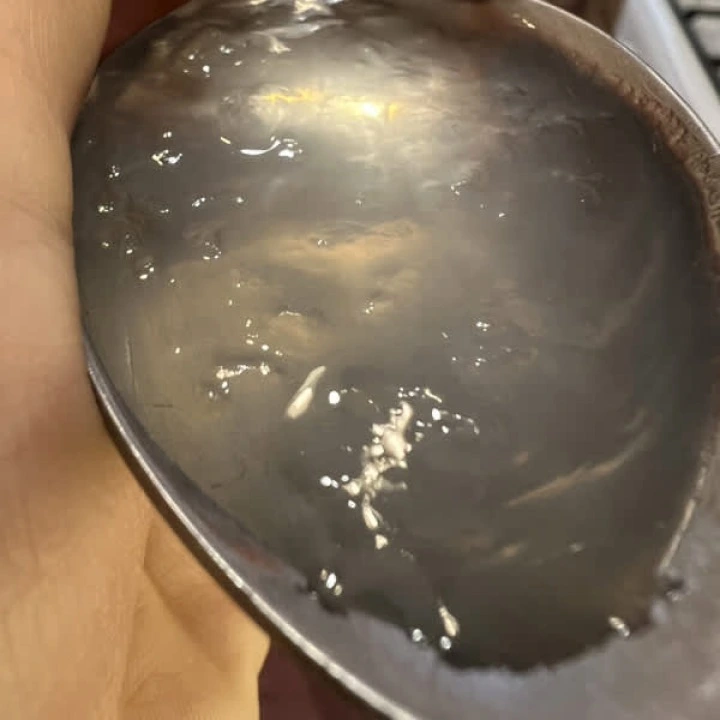 Żel aloesowy na podrażnienia i swędzenie skóry głowy, przy łupieżu i łojotoku, 960 ml, Real Aloe