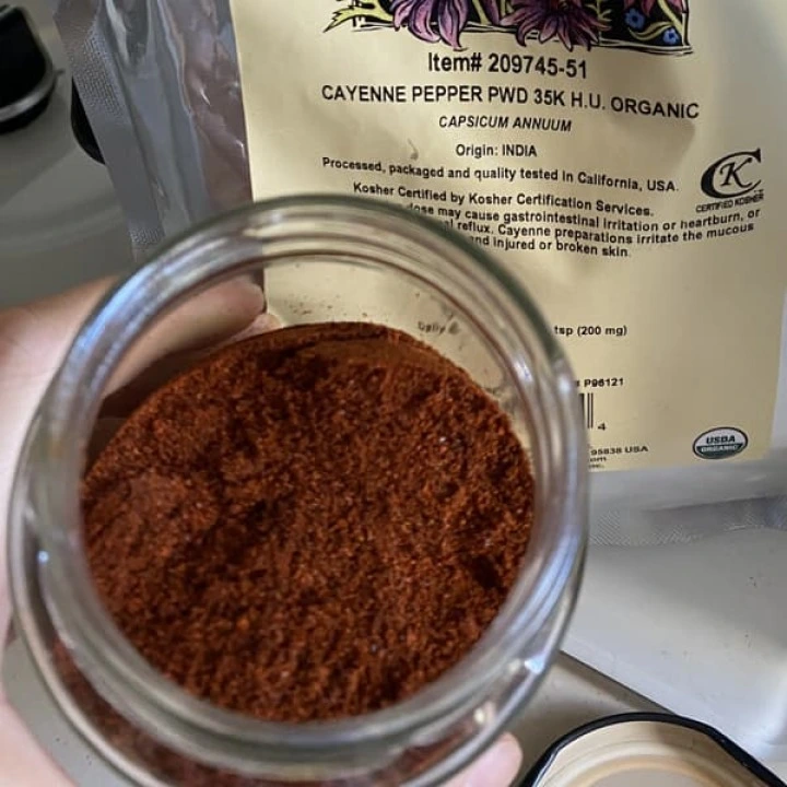 Pieprz cayenne w proszku do masek i nalewek na łysienie, 454 g, 35 tys. HU, Starwest Botanicals