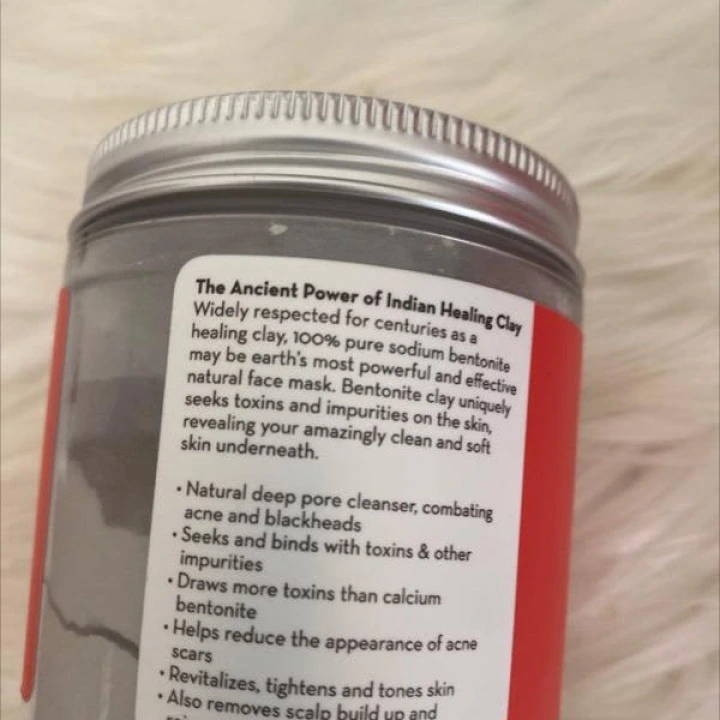 Lecznicza glinka bentonitowa do oczyszczania i odżywiania skóry głowy, Pure Body Naturals