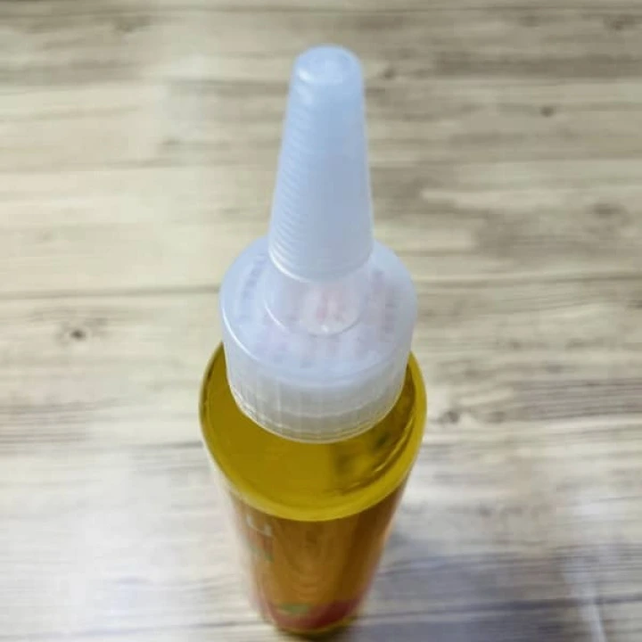 Serum na swędzenie, suchość i wypadanie włosów, rozmaryn, mięta, imbir, skrzyp, wit. E, Cantu