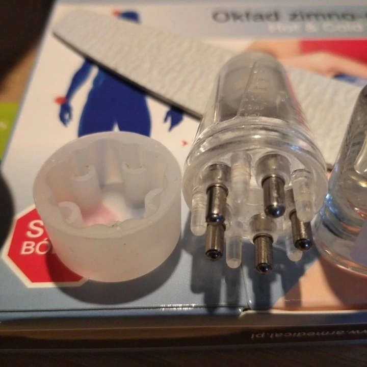 Aplikator-masażer do nakładania toników, wcierek i olejków na skórę głowy, 6 ml, SEOL